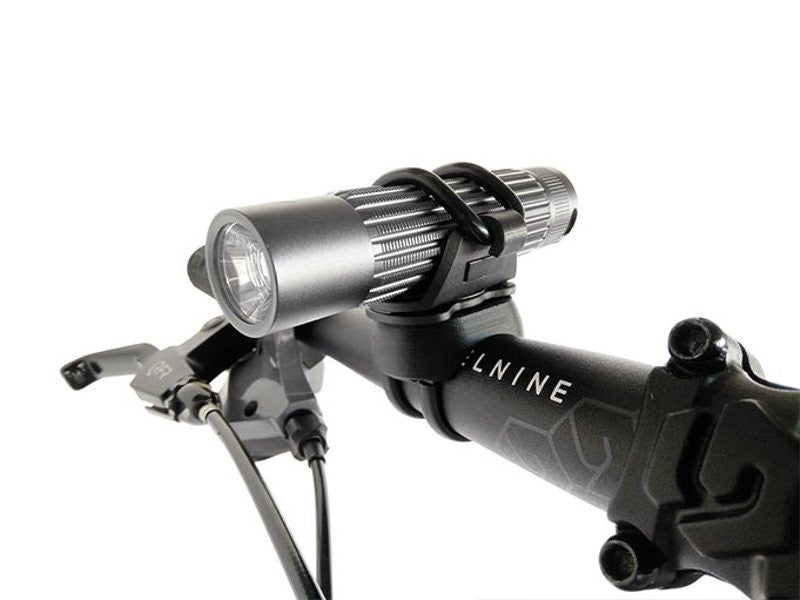 Support vélo pour lampe torche SUPRABEAM M6