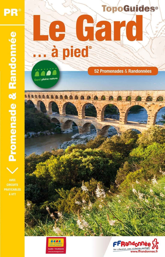 Le Gard en 52 randonnées | Topoguide FFRP